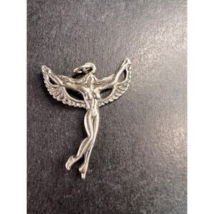 Vintage Sterling Silver Winged Goddess Angel Pendant 2.55g